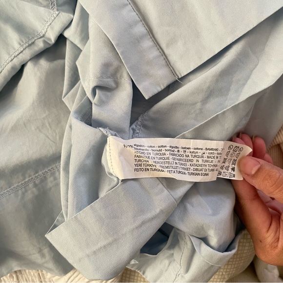 Zara Light Blue Cropped Button-up - Size S - Picture 7 of 7